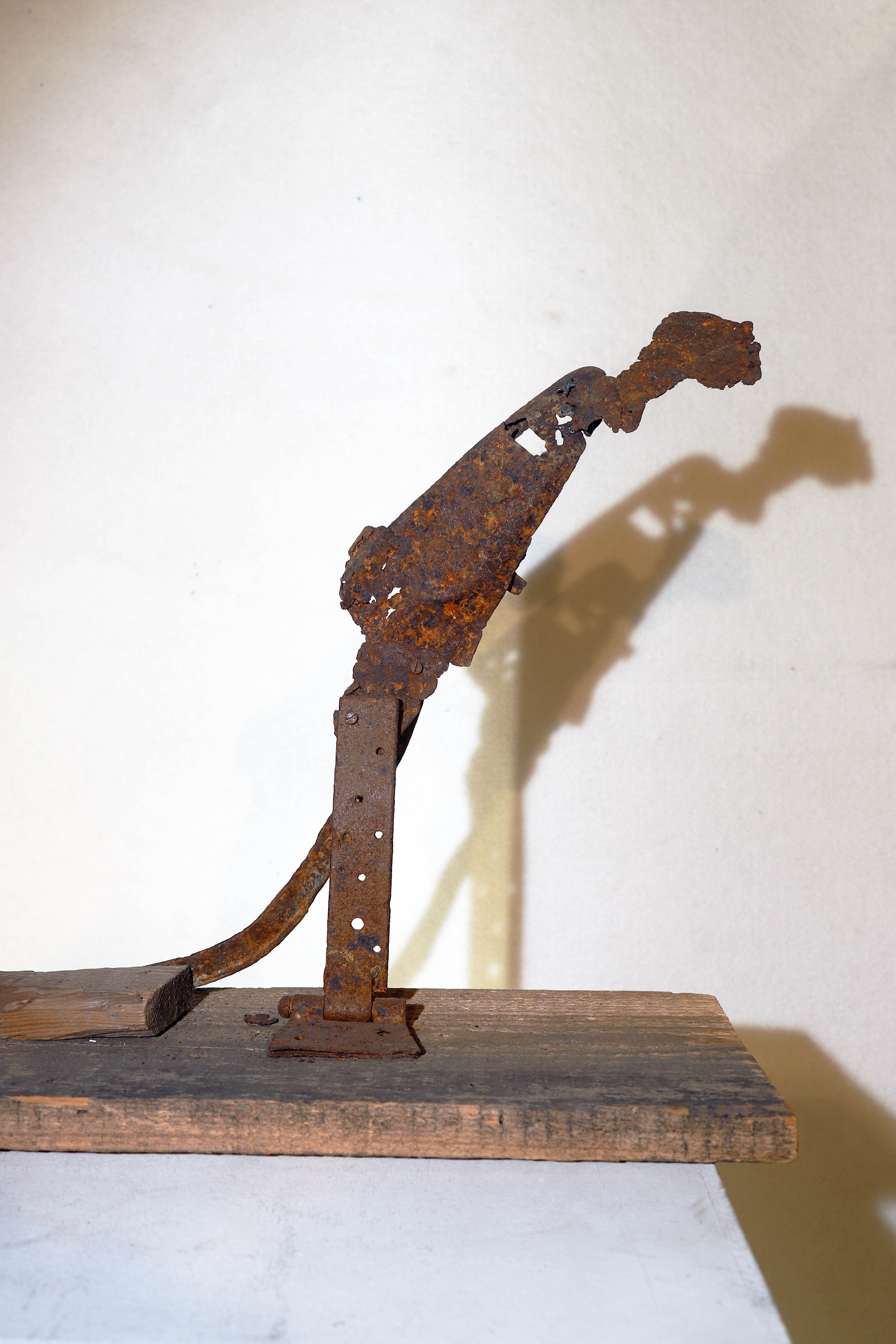 Antonio Panzuto - sculture Ruggini - Figura danzante 8 Il Pensatore - Rusty sculpture Dancing figure The Thinker