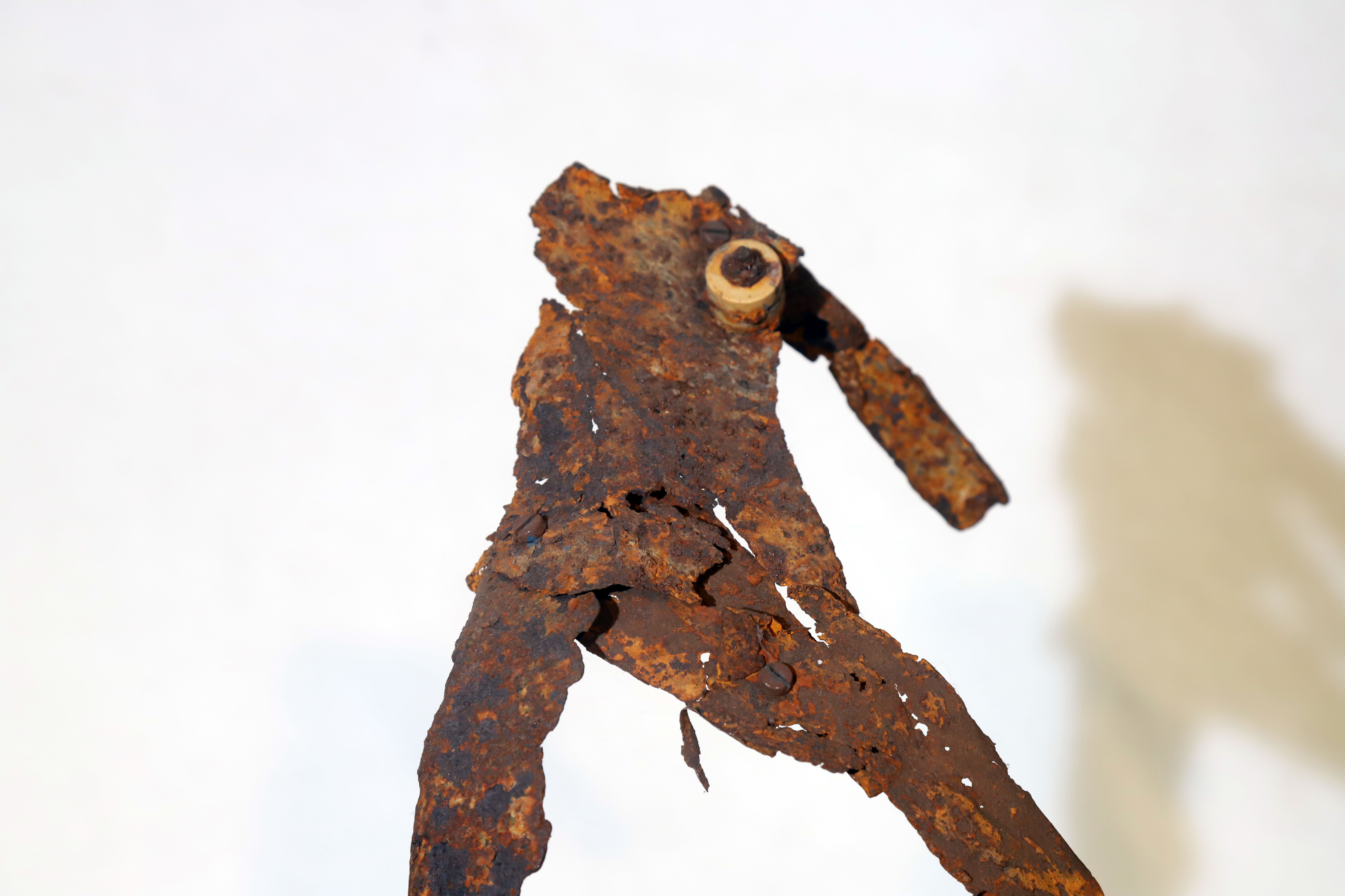 Antonio Panzuto - sculture Ruggini - Figura danzante 12 - Rusty sculpture Dancing figure