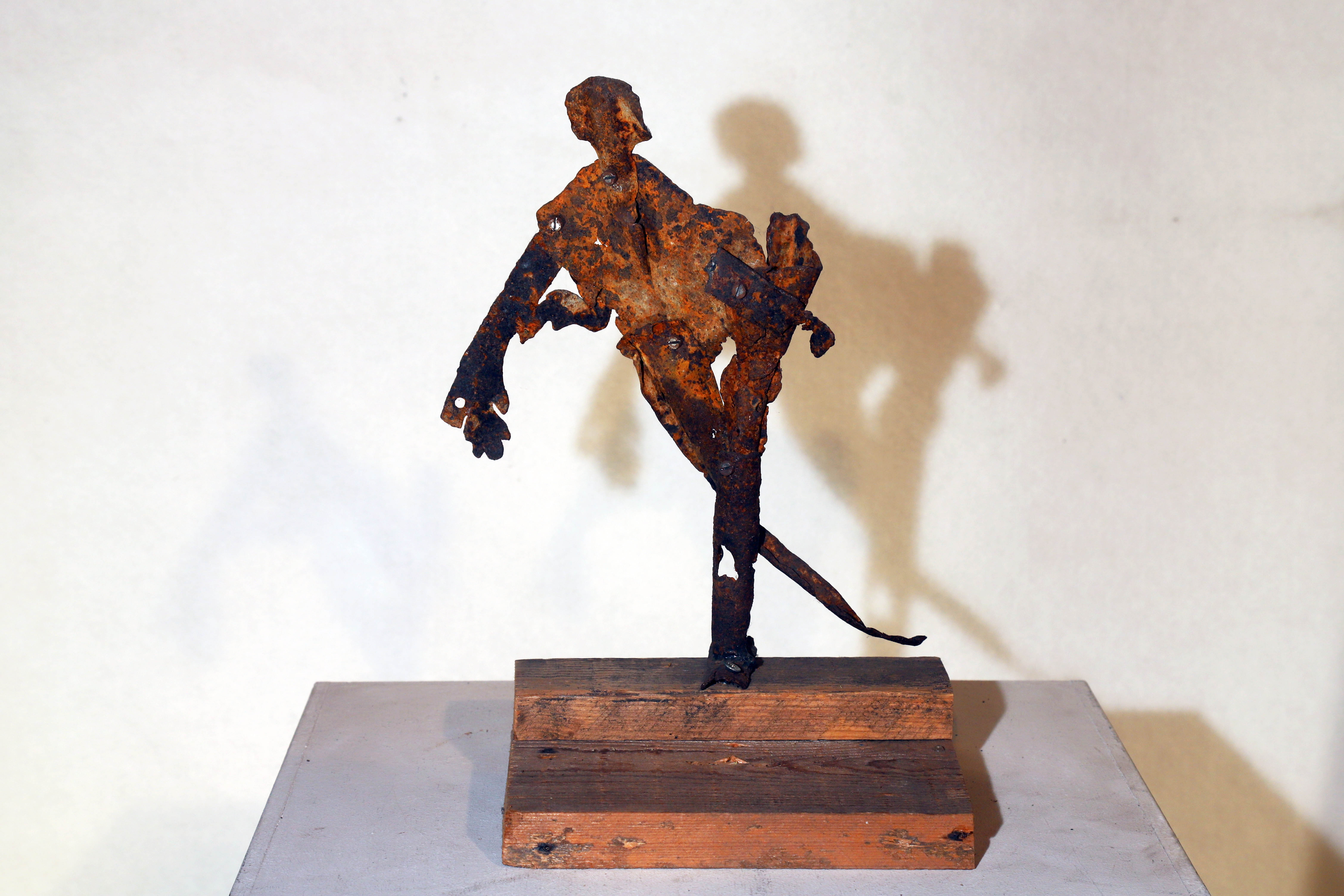 Antonio Panzuto - sculture Ruggini - Figura danzante 3 - Rusty sculpture Dancing figure